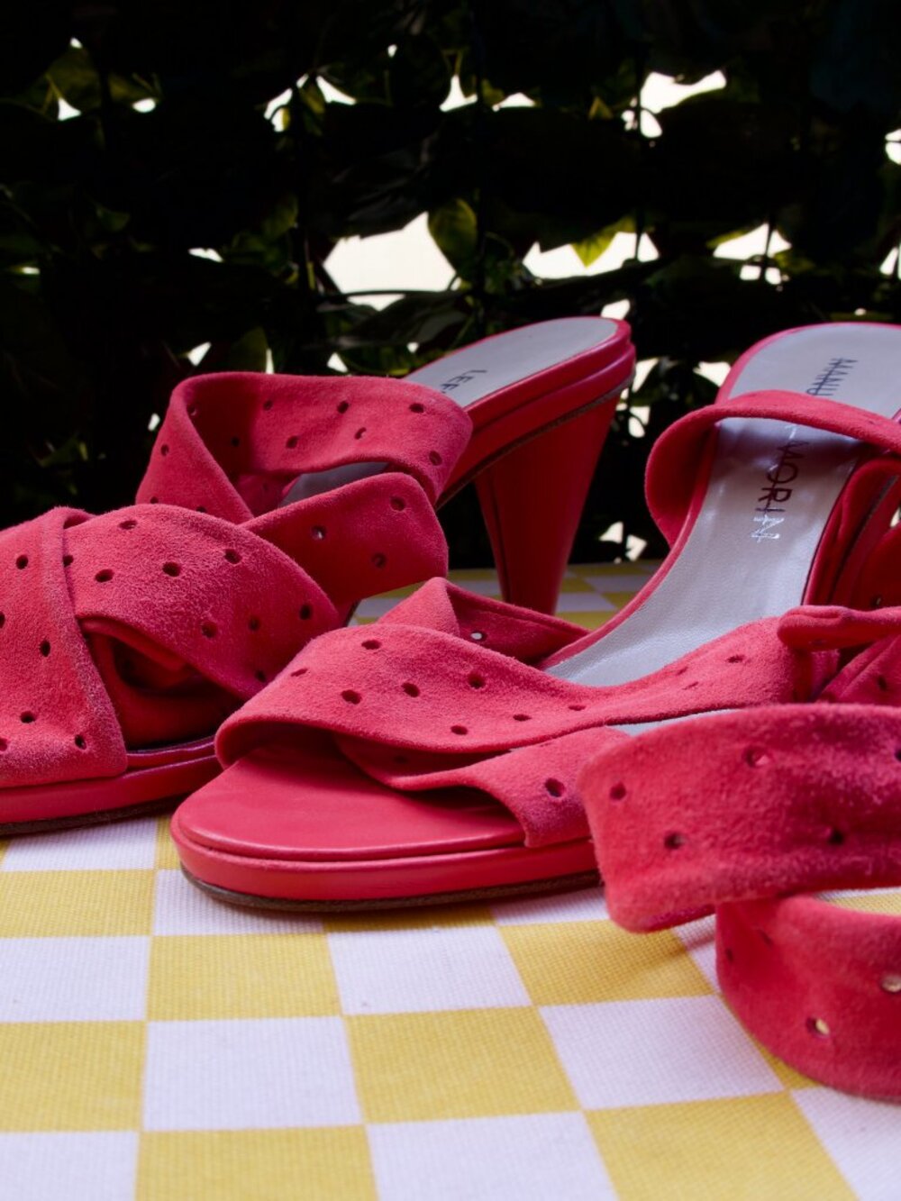 Vintage Manuela Morin Le Flesh Coral Suede Perforated Ankle Tie Heels Size 38 - Picture 10 of 16